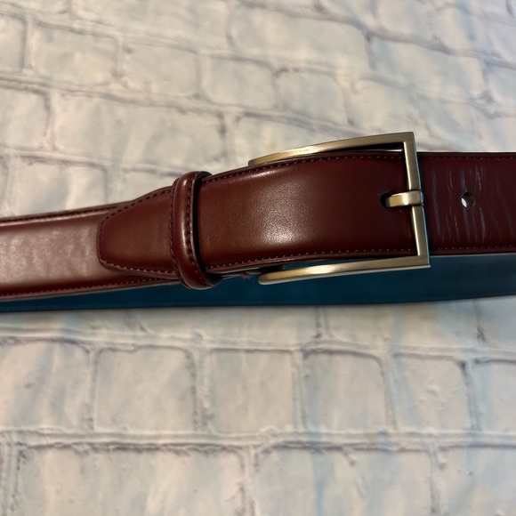 COATED LEATHER WITH MANMADE BLUE LINING CEF FITS 38 PANTS GUNMETAL BUCKLE BELT - Picture 3 of 6